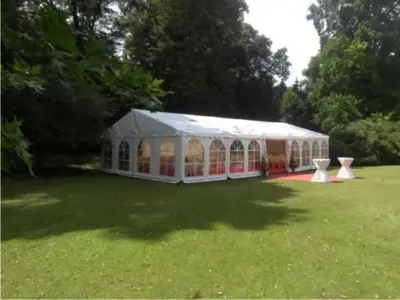 8m breites VIP Zelt